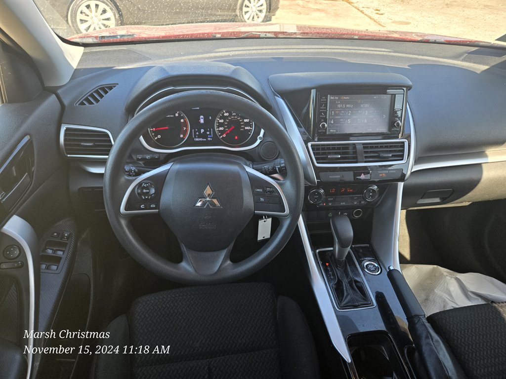 2020 Mitsubishi Eclipse Cross ES photo 11