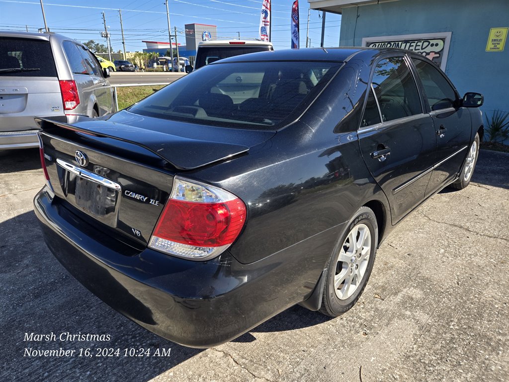 2005 Toyota Camry XLE photo 8