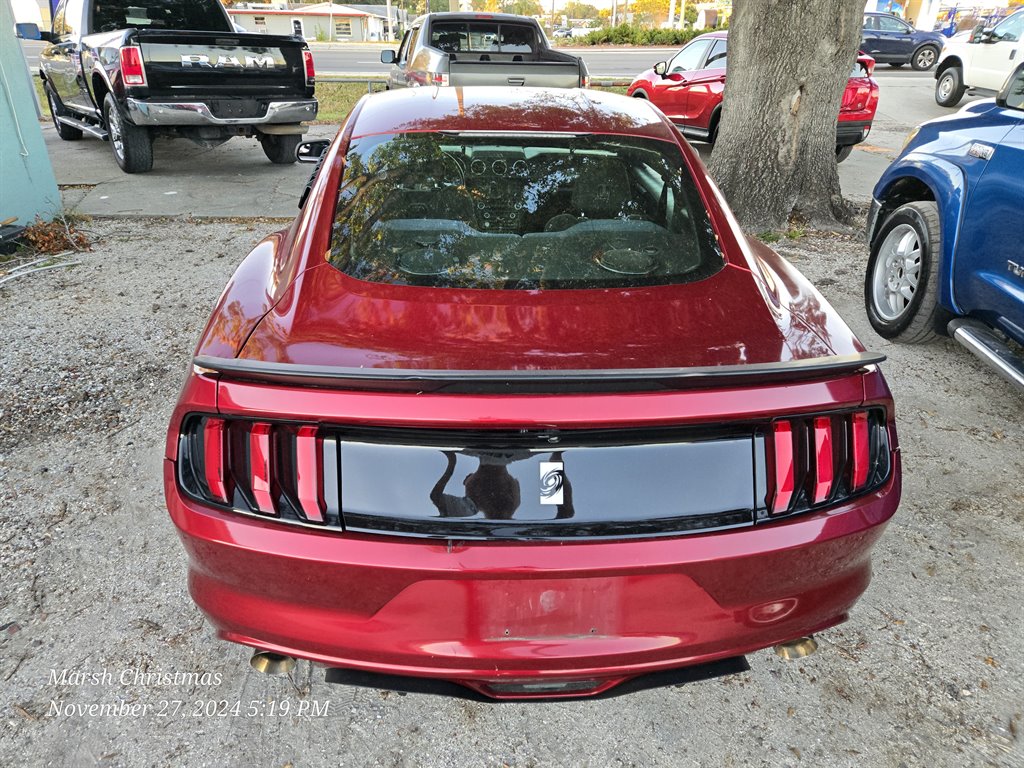 2015 Ford Mustang V6 photo 7