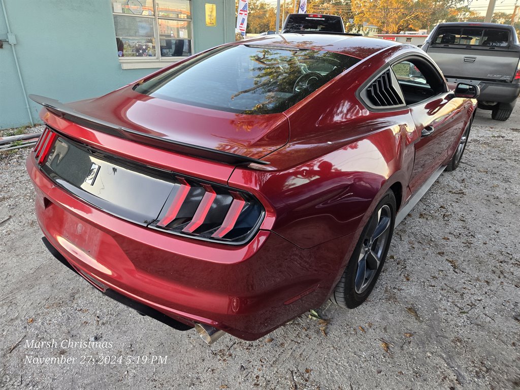 2015 Ford Mustang V6 photo 8