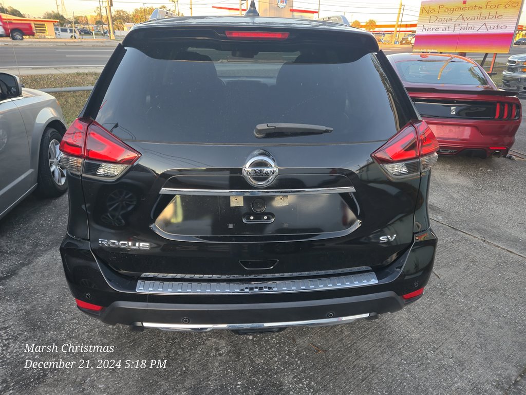 2019 Nissan Rogue SV photo 7