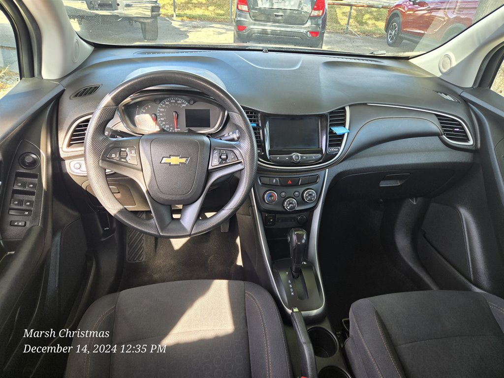 2019 Chevrolet Trax LS photo 11